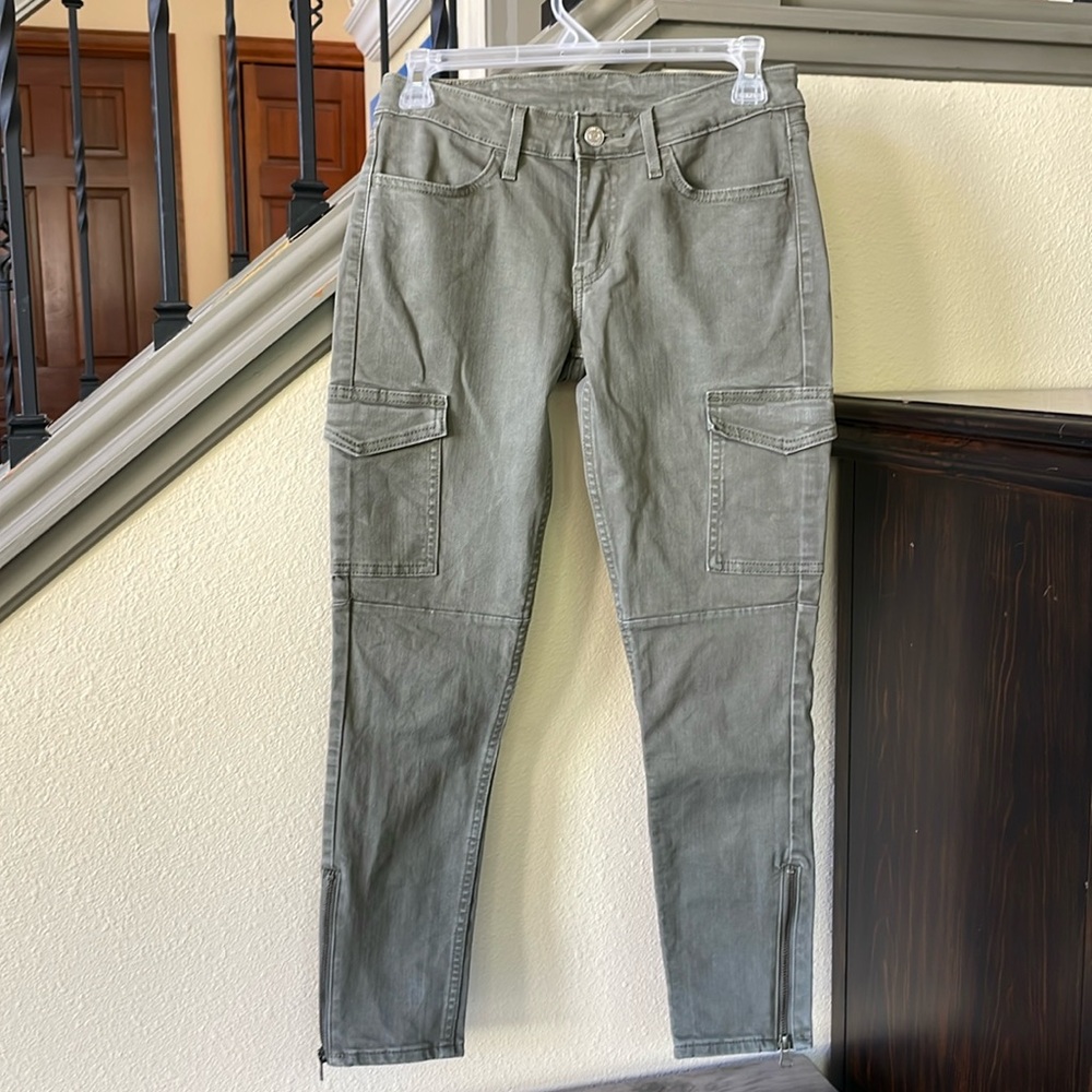 Levi’s Womens Ankle Skinny Jeans Size 25 Color Olive Green